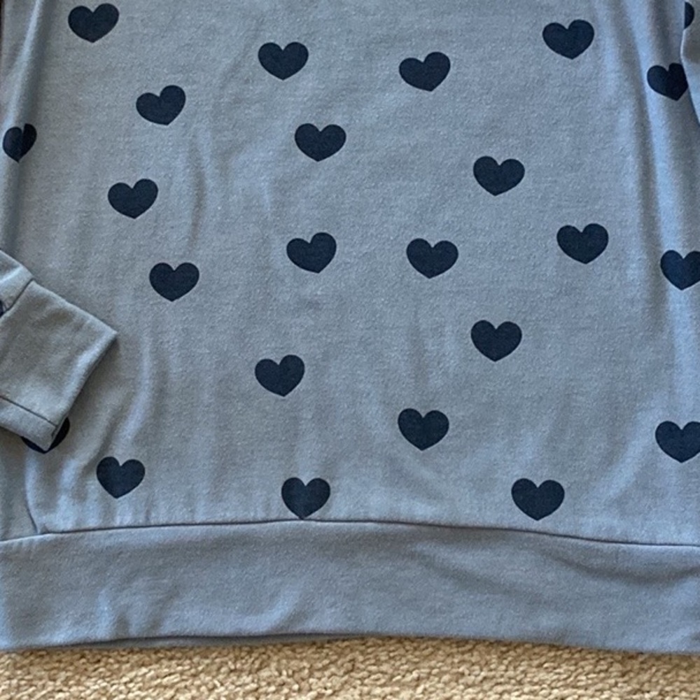 Chaser Hearts Pullover - Picture 5 of 6